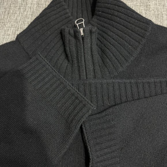 Hugo Boss Men’s Virgin Wool 1/4 Zip Sweater, Size L/XL - Picture 14 of 16